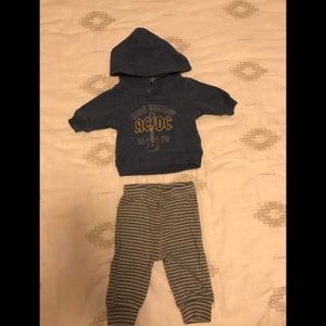 Cutest newborn outfit!